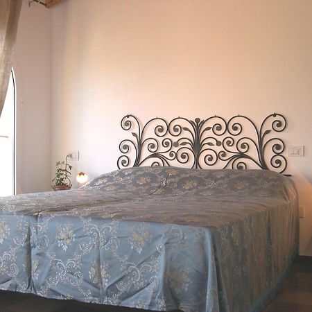 B&B Nelly G Carbuta Стая снимка